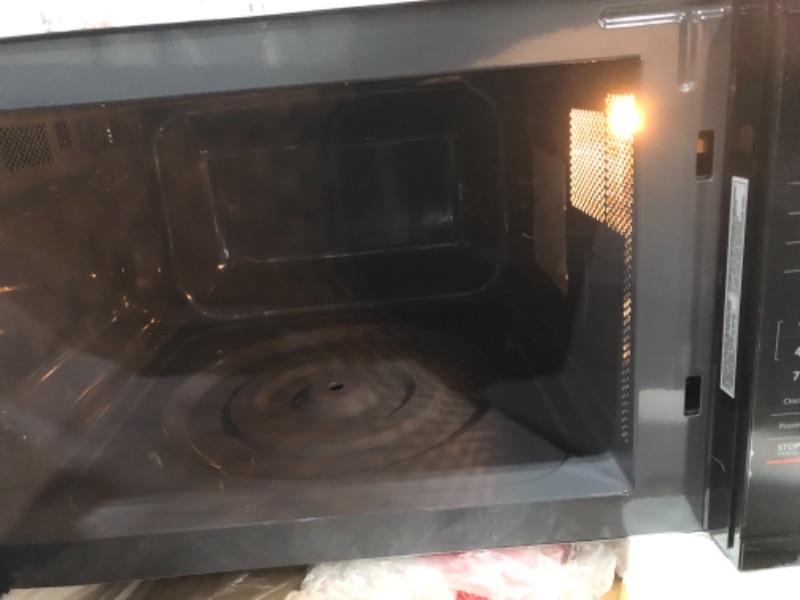 Photo 3 of 1.6 cu. ft. Magic Chef Countertop Microwave in Black with Gray Cavity
