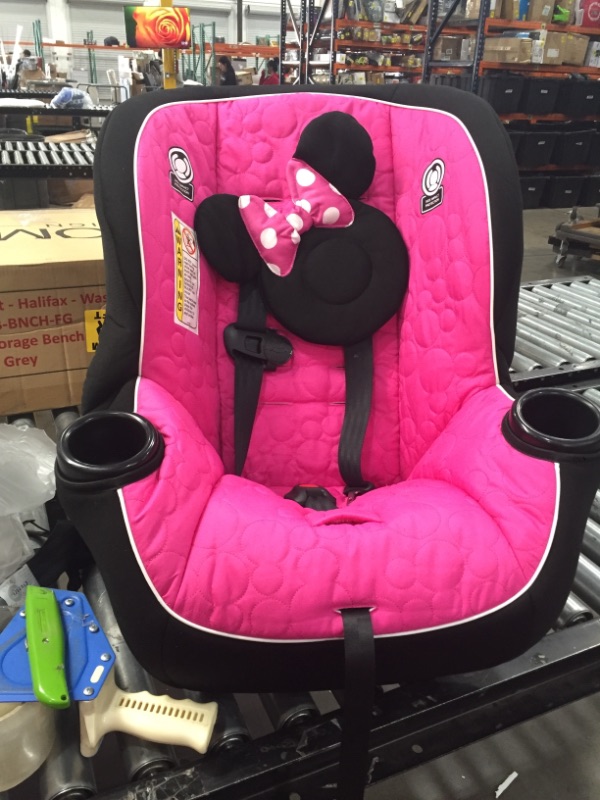 Photo 2 of (Slightly different from the cover pic)
Disney Baby Apt 50 Convertible Car Seat, Mouseketeer Minnie
