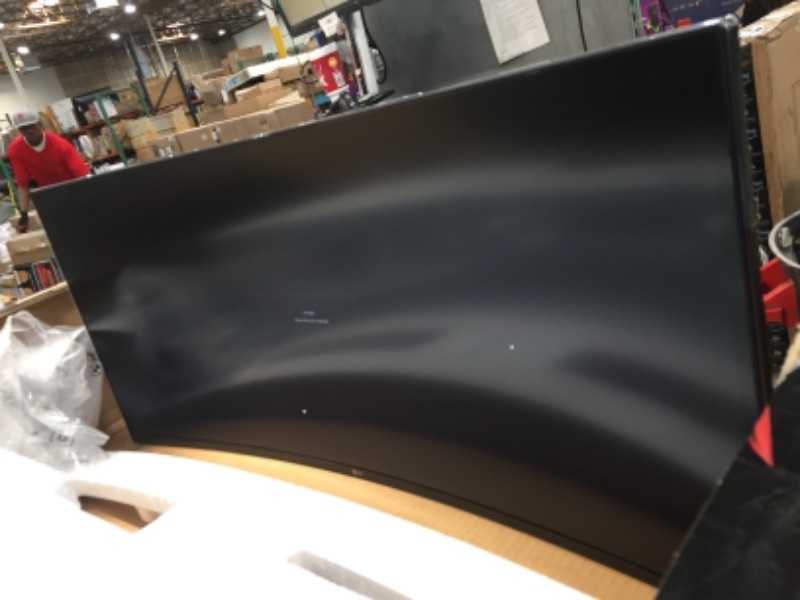 Photo 2 of LG 34GP83A-B 34 Inch 21: 9 UltraGear Curved QHD (3440 x 1440) 1ms Nano IPS Gaming Monitor with 160Hz and G-SYNC Compatibility - Black
model: (34GP83A-B)