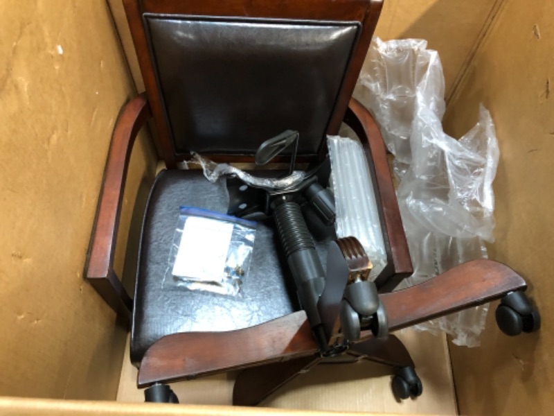 Photo 1 of Hillsdale Furniture Hillsdale Ambassador Caster Chair