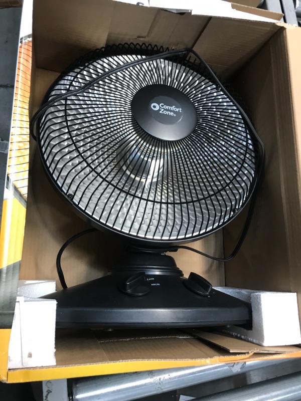 Photo 2 of Comfort Zone 700/1000-Watt Oscillating Parabolic Dish Radiant Electric Portable Space Heater , Black