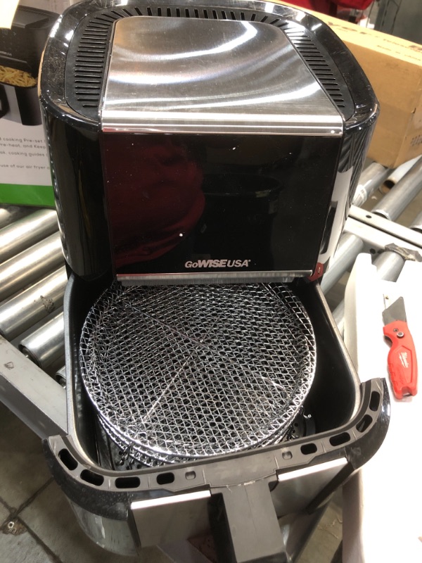 Photo 2 of 7 qt. Black/Stainless Steel Air Fryer and Dehydrator Max XL