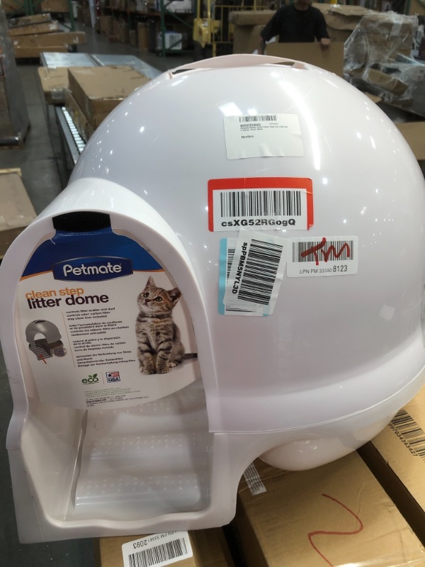 Photo 2 of Booda Dome Clean Step Cat Litter Box, Pearl