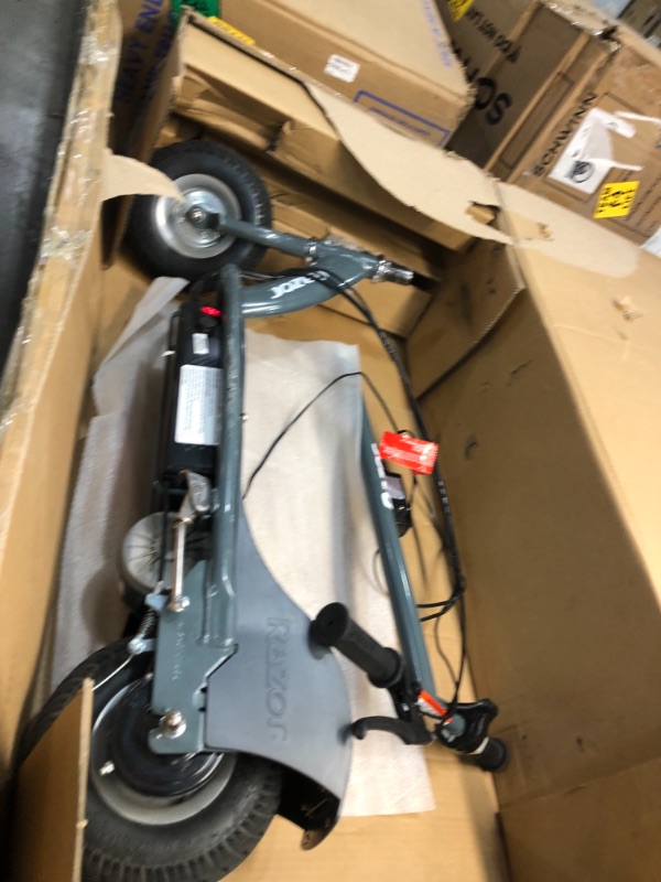 Photo 4 of **USED**Razor 13113614 E300 Electric Scooter - Matte Gray
