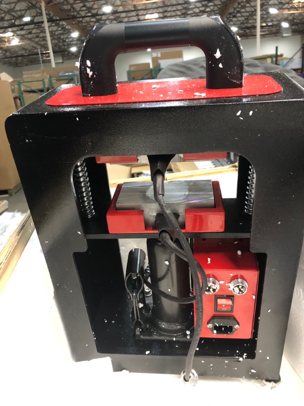 Photo 2 of **ACTUAL HEAT PRESS IS DIFFERENT FROM STOCK PHOTO** **MISSING POWER CORD** UNABLE TO TEST**
Dulytek DHP5 Hydraulic Heat Press, 5 Ton Pressing Force, Dual Heat 3" x 4" Plates - Precise Two-Channel Control Panel
