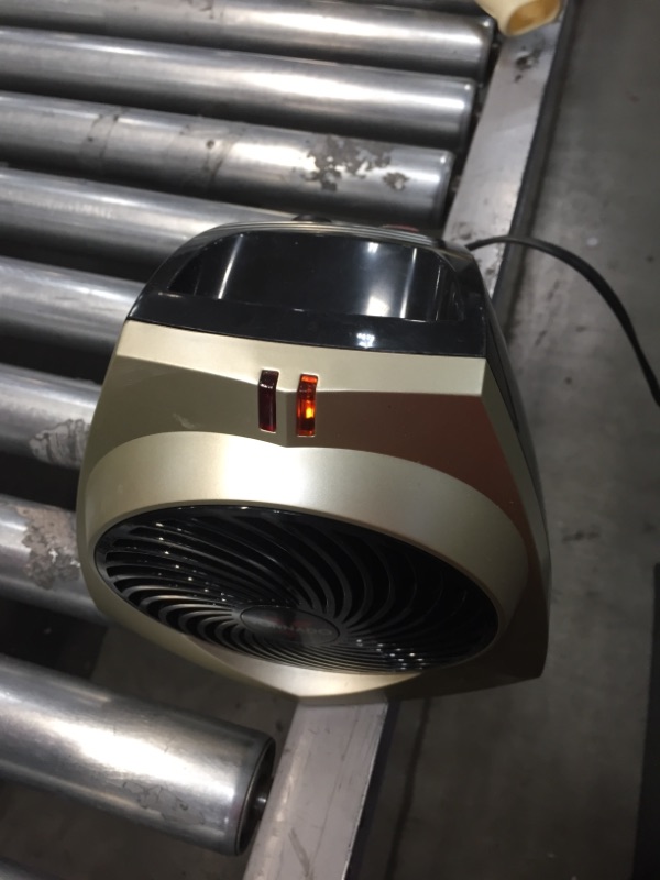 Photo 1 of 1559 BTU 750-Watt Portable Electric Fan Heater Furnace VH203 Personal Vortex
