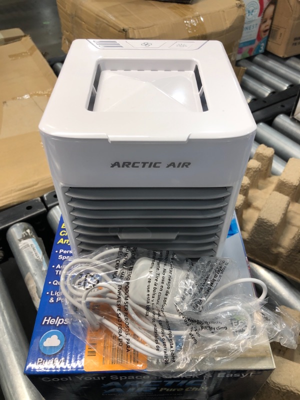 Photo 2 of Ontel Arctic Air Pure Chill Evaporative Ultra Portable Personal Air Cooler with 4-Speed Air Vent, As Seen on TV
