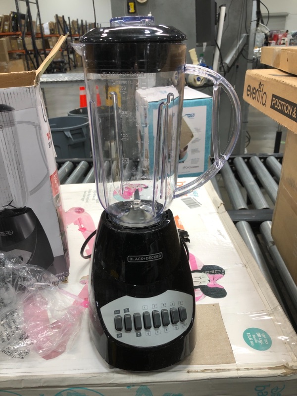 Photo 2 of Black&Decker 10 Speed Blender with Plastic Jar, Black