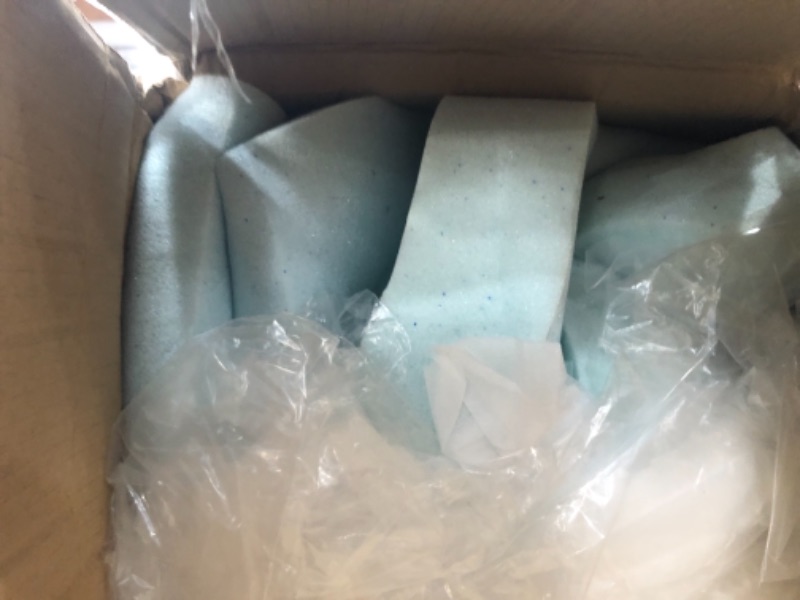 Photo 2 of **USED*
Linenspa 3 Inch Gel Infused Memory Foam Queen Mattress Topper
