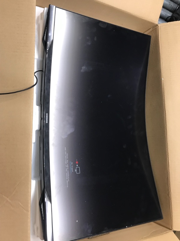 Photo 2 of SAMSUNG Odyssey G5 Series 32-Inch WQHD (2560x1440) Gaming Monitor, 144Hz, Curved, 1ms, HDMI, Display Port, FreeSync Premium (LC32G55TQWNXZA)

tested and powers on/ used item/ missing hardware