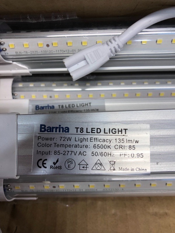 Photo 4 of Barrina LED Shop Light, 8FT 72W 9000LM 5000K, Daylight White, V Shape, Clear Cover, Hight Output, Linkable Shop Lights, T8 LED Tube Lights, LED Shop Lights for Garage 8 Foot with Plug (Pack of 10)

//bent //tested, powers on