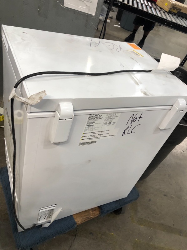 Photo 5 of Frigidaire 5.0 Cu. Ft. White Chest Freezer
