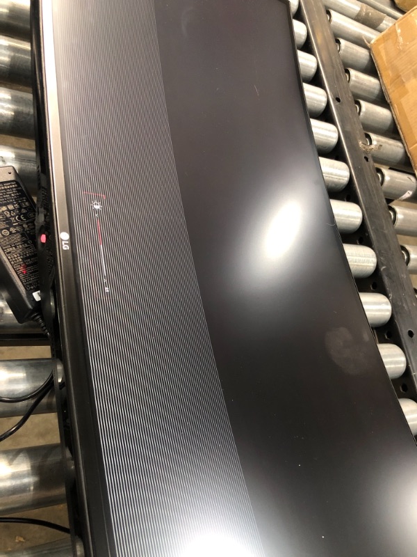 Photo 1 of DISPLAY DAMAGED LG 34GP83A-B 34 Inch 21: 9 UltraGear Curved QHD (3440 x 1440) 1ms Nano IPS Gaming Monitor with 160Hz and G-SYNC Compatibility - Black (34GP83A-B)
