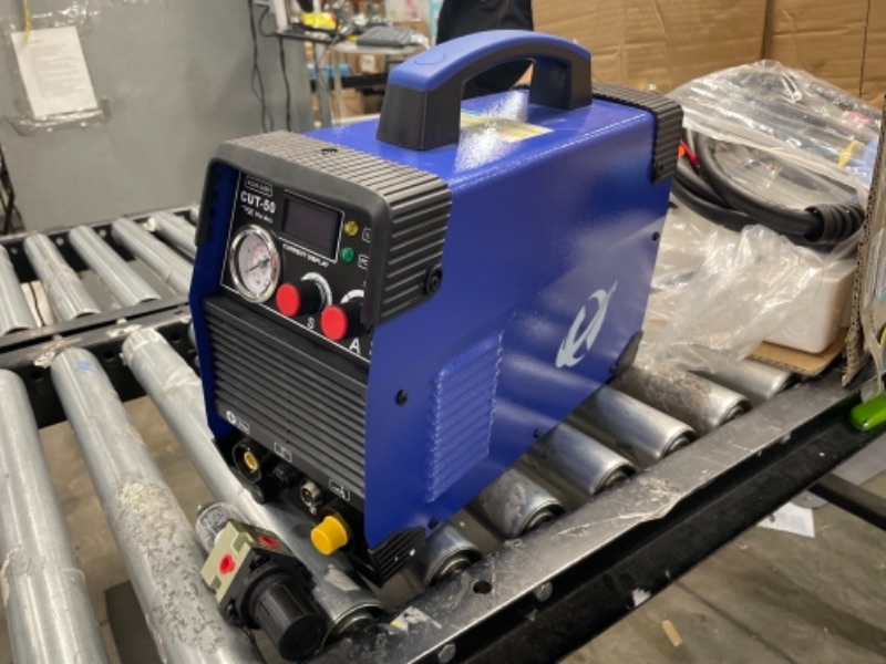 Photo 2 of 50Amp Non-Touch Pilot Air Plasma Cutter 110V / 220V Dual Voltage Inverter DC Digital Display IGBT Portable Cutting Machine(Blue 2021 Latest Model)
