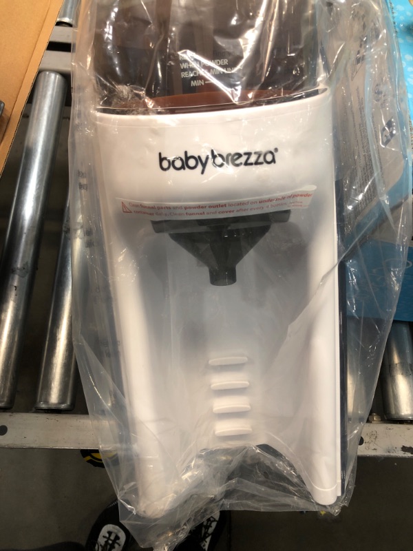 Photo 2 of Baby Brezza New and Improved Formula Pro Advanced Dispenser Machine