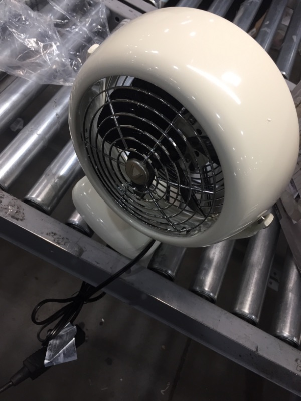 Photo 1 of Vornado VFAN Vintage Air Circulator Fan, Vintage White