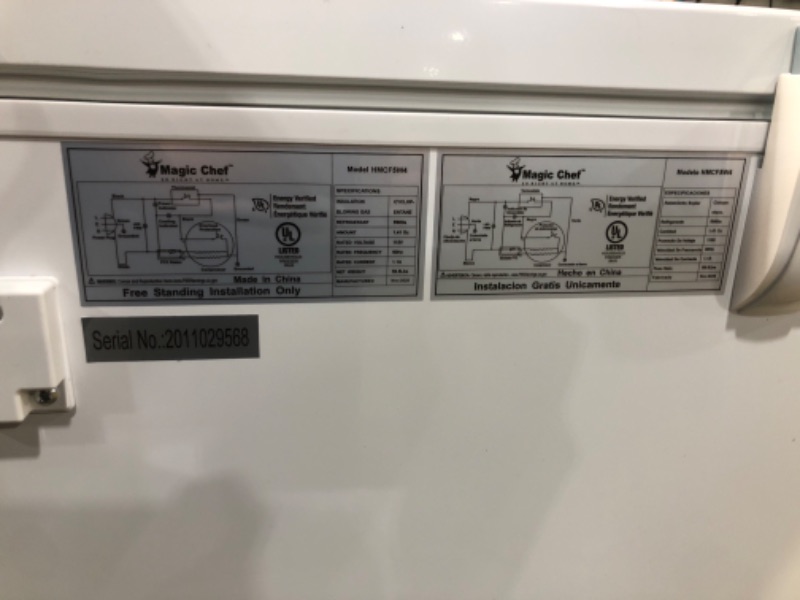 Photo 5 of Magic Chef 5.0 Cu. ft. Chest Freezer in White HMCF5W4