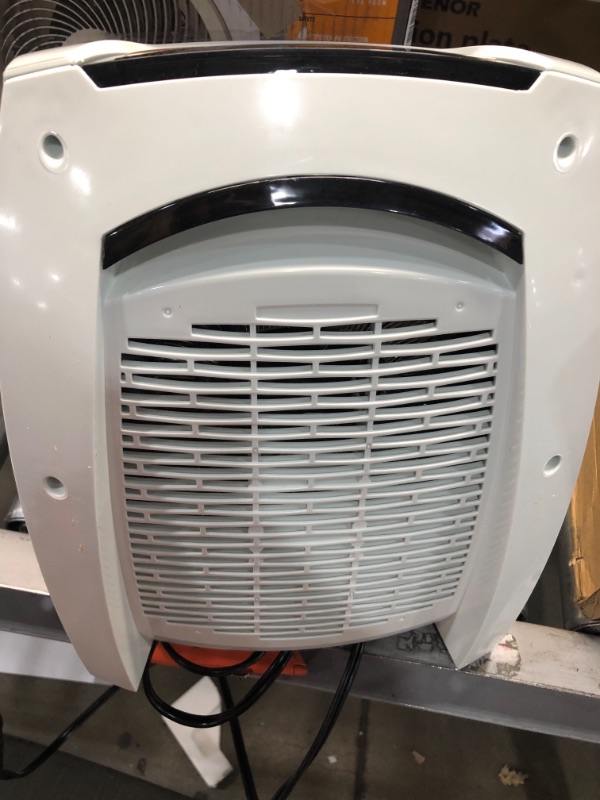 Photo 3 of Vornado Avh10 Whole Room Heater with Auto Climate Control