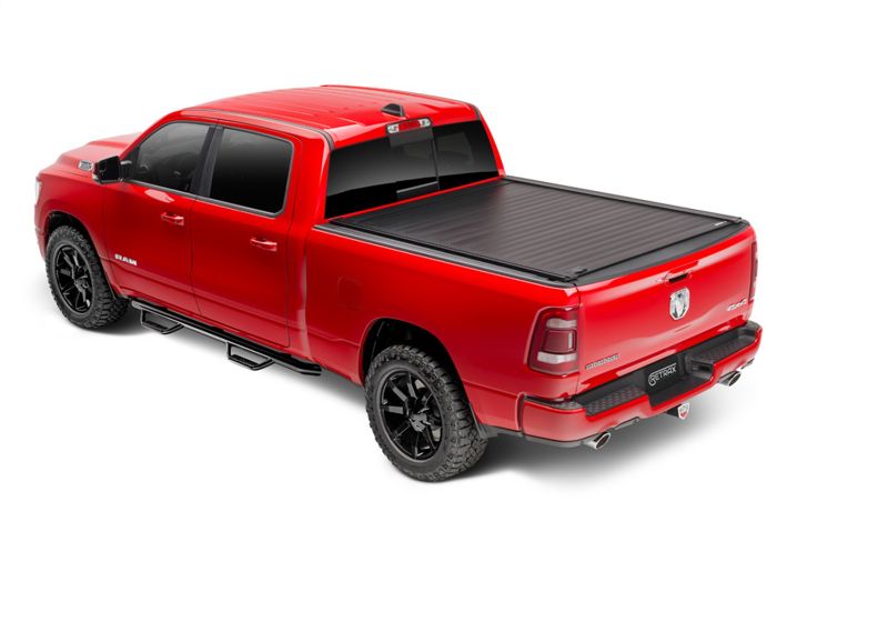 Photo 1 of ***BOX ONE OF TWO*** Retrax T-80231 RetraxPRO XR Retractable Tonneau Cover; Textured Matte Black;
