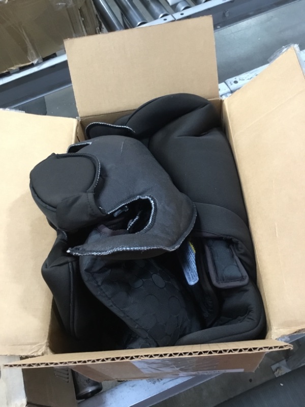 Photo 2 of Britax Boulevard ClickTight Convertible Car Seat Cover Set, Circa, COVER ONLY, Car Seat sold separately
