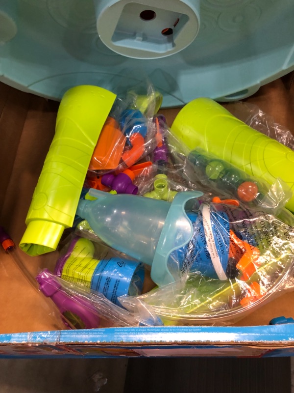 Photo 3 of Little Tikes Flowin' Fun Water Table with 13 Interchangeable Pipes

