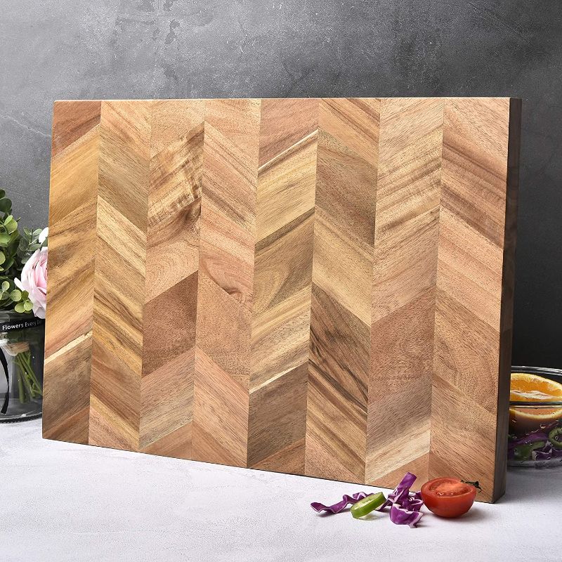 Photo 1 of *Damaged*
Bill F Since 1983 Chopping Board?New Acacia Wood Kitchen Cutting Board with Special End-Grain?Professional Grade Large Wooden Chopping Board 46 X 33 X 2.5 cm