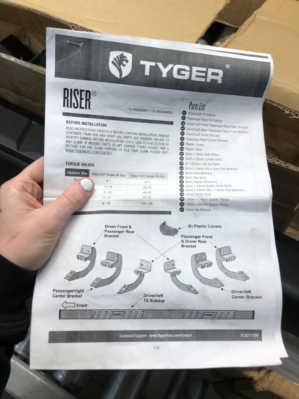 Photo 4 of Tyger Auto Black Riser (FOR 09-16 Dodge Ram 1500 Crew Cab 4inch Side Step Nerf Bars Running Boards)
model: TG-RS2D40077 / TG-RS2D40078