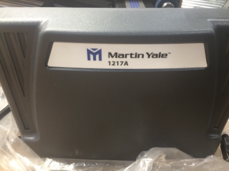 Photo 6 of Martin Yale Model 1217A Medium-Duty AutoFolder for 11 x 17 Inches Paper, Grey (PRE1217A)
