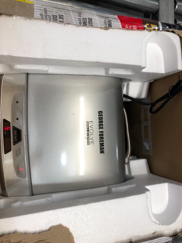 Photo 2 of **USED**
George Foreman 5-Serving Multi-Plate Evolve Grill System with Ceramic Plates and Waffle Plates, Platinum, GRP4842P & Evolve Grill System Griddle Plate, GFP84GP

