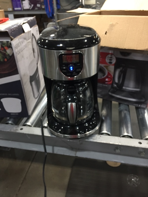 Photo 2 of Black & Decker CM4000S 12-Cup Programmable Coffeemaker
