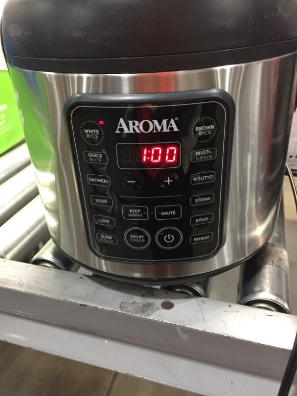 Photo 2 of Aroma Housewares ARC-5200SB 2O2O Model Rice & Grain Cooker, Sauté, Slow Cook, Steam, Stew, Oatmeal, Risotto, Soup, 20 Cup 10 Cup uncooked, Stainless Steel
