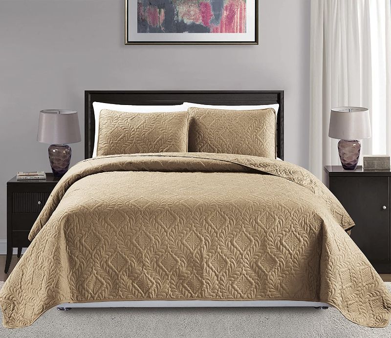 Photo 1 of **USED, DAMAGED**
Mk Collection King/California King Over Size 118"x106" 3pc Diamond Bedspread Bed-Cover Embossed Solid Taupe New

