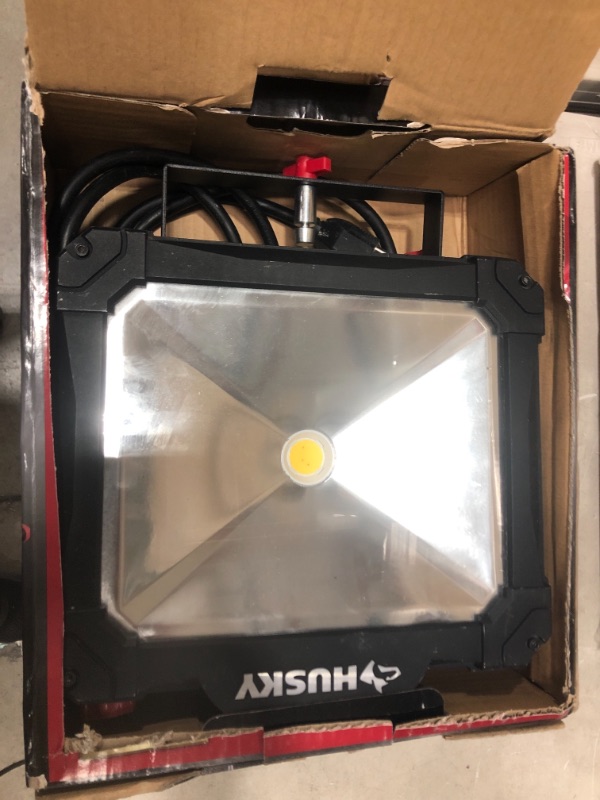 Photo 2 of 5000lm LED Portable Work Light
