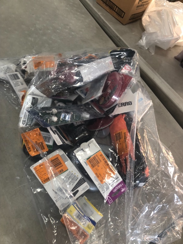 Photo 1 of 
HOME IMPROVEMENT HOME DEPOT ITEMS BAG
NO RETURNS
AS IS
