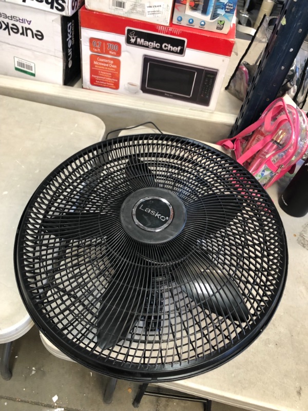 Photo 3 of Cyclone Adjustable-Height 18 in. 3 Speed Black Oscillating Pedestal Fan
AS IS USED, MISSING STAND, FAN ONLY, NON FUNCTIONAL, PARTS ONLY, PLEASE SEE PHOTOS 