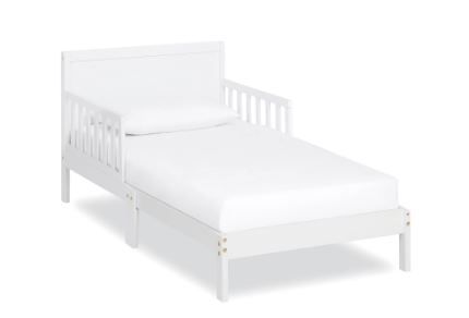 Photo 1 of Dream on Me Brookside White Toddler Bed
