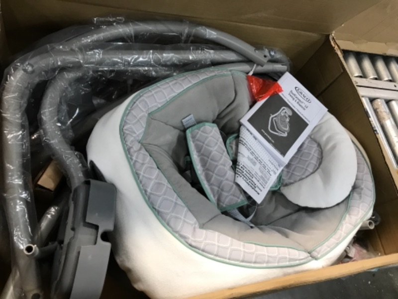 Photo 1 of Graco DuetConnect LX Swing and Bouncer Manor