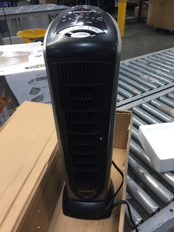 Photo 2 of Lasko Lasko-22 Digital Ceramic Oscillating Remote (751320) Tower Heater, 8.5x2033 L x 7.25x2033 W x 23x2033 H, Grey/Black
PARTS ONLY. DOESNT GET HOT.