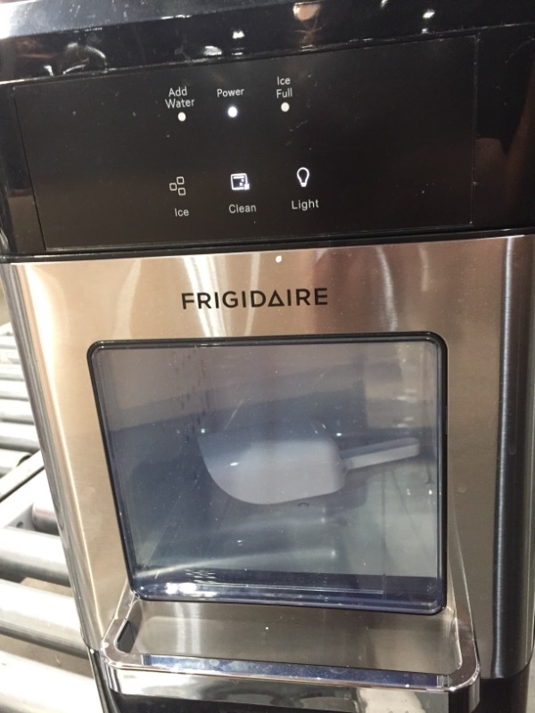 Photo 4 of FRIGIDAIRE EFIC235-AMZ Countertop Crunchy Chewable Nugget Ice Maker, 44lbs per Day, 12 x 17 x 19 inches
