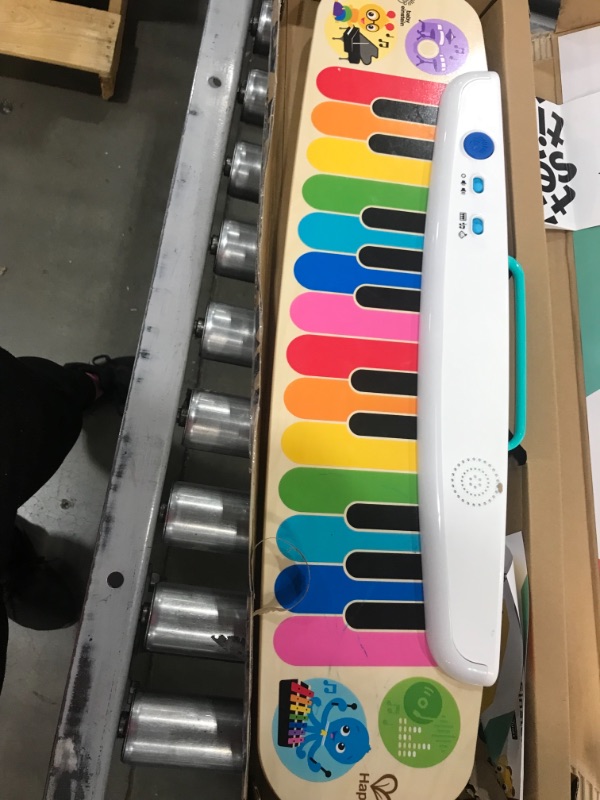 Photo 2 of Baby Einstein Notes & Keys Magic Touch Wooden Electronic Keyboard Toddler Toy, Ages 12 Months +
**MINOR DAMAGE FROM USE**