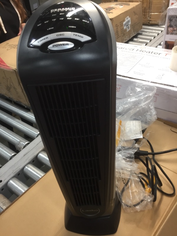 Photo 4 of Lasko
Tower 22 in. Electric Ceramic Oscillating Space Heater with Digital Display and Remote Control
***DENT ON SIDE STILL FUNCTIONAL***