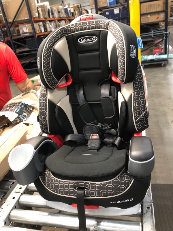 Photo 2 of GRACO Nautilus 65 LX 3in1 Harness Booster Car Seat,
