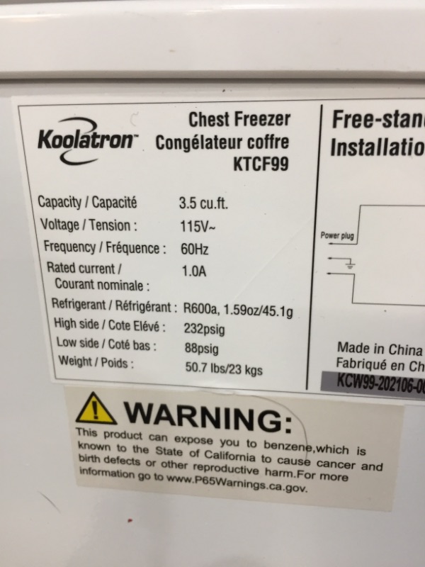 Photo 8 of DAMAGED
Koolatron Compact Chest Freezer with flip-up lid and 3.5 Cubic Feet Capacity - Mini Indoor Chest Freezer 