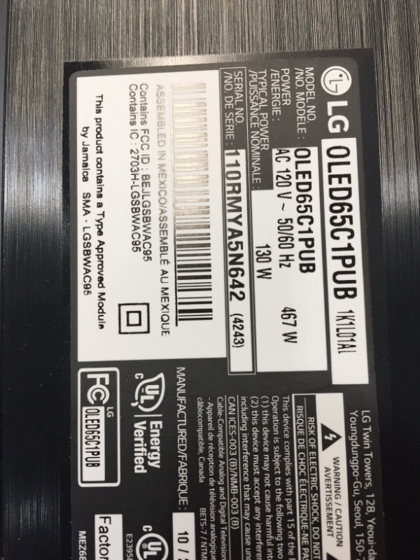 Photo 10 of DID NOT POWER ON SCREEN LOOKS DAMAGED IN CORNER 
LG OLED C1 Series 65” Alexa Built-in 4k Smart TV (3840 x 2160), 120Hz Refresh Rate, AI-Powered 4K, Dolby Cinema, WiSA Ready, Gaming Mode (OLED65C1PUB, 2021)