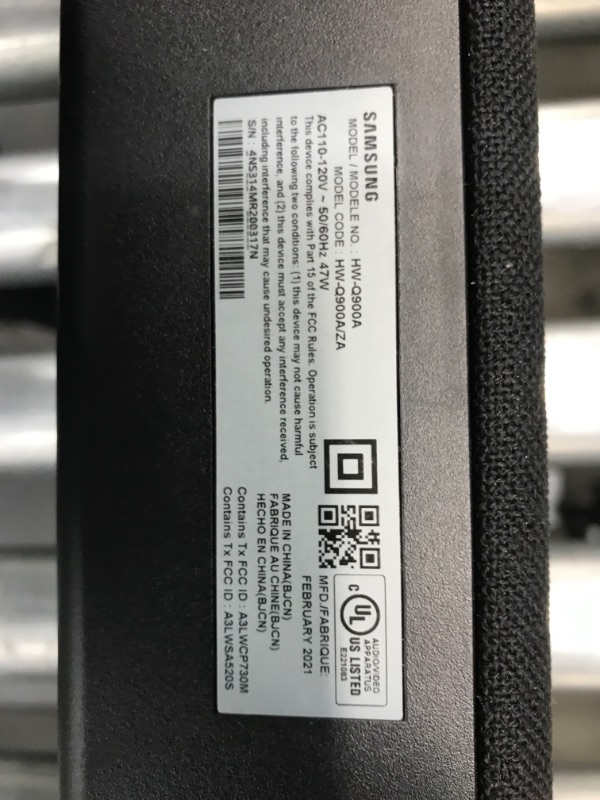 Photo 2 of parts only
SAMSUNG HW-Q900A 7.1.2ch Soundbar with Dolby Atmos/DTS:X Alexa Built in(2021), Black
//SOUNDBAR ONLY 
//ONLY THE SOUNDBAR