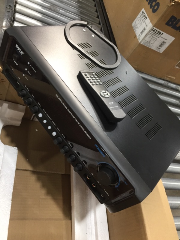 Photo 1 of Pyle Digital Home Theater Bluetooth Stereo Receiver PT390BTU