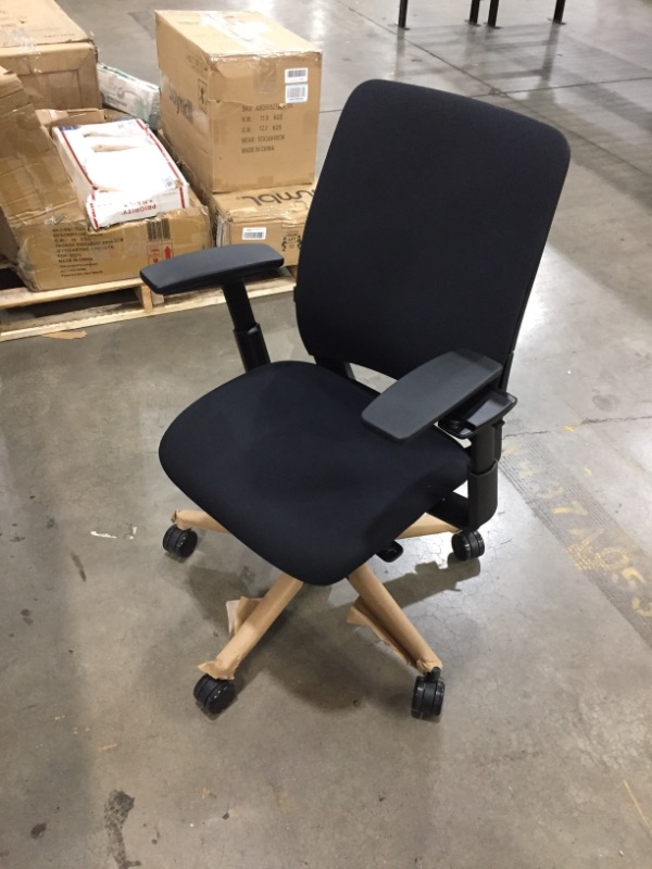 Photo 3 of Steelcase Amia Fabric Office Chair, Black
