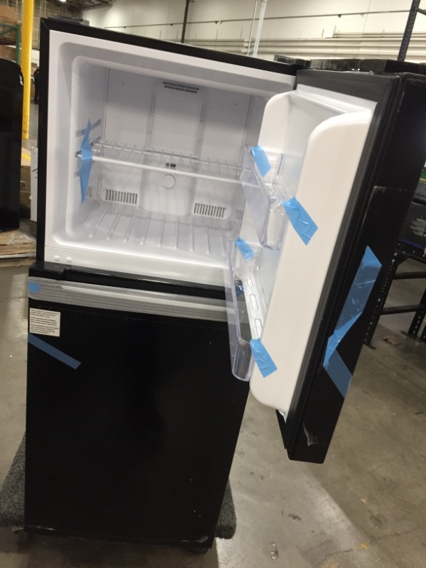 Photo 3 of 10.1 cu. ft. Top Freezer Refrigerator in Black
