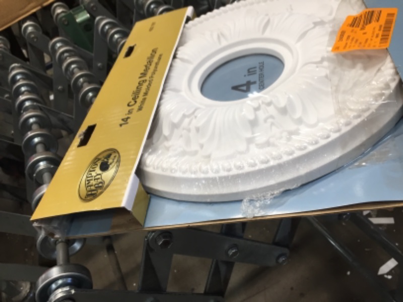 Photo 1 of 14 in. White Bellezza Ceiling Medallion
