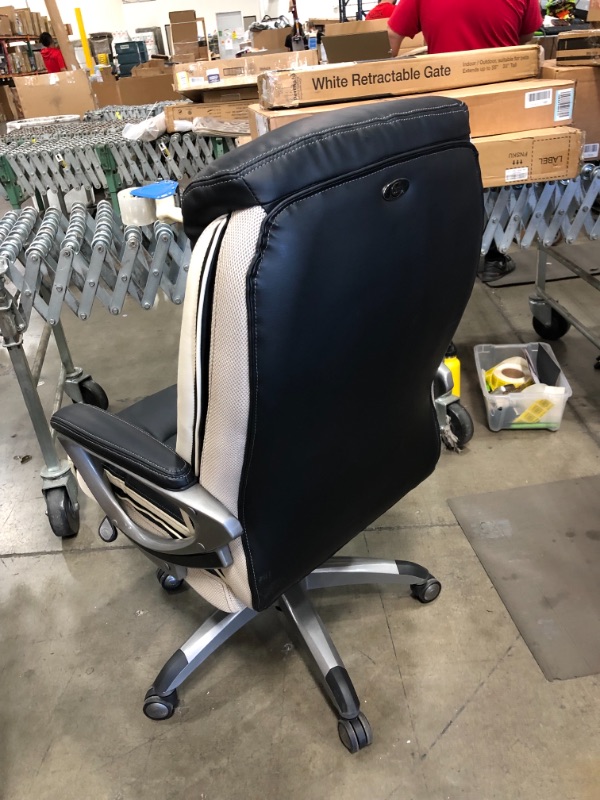 Photo 3 of chair mechanism doesn't work correctly
Serta 44942 Executive Office Chair with Smart Layers Technology | Leather and Mesh Ergonomic with Contoured Lumbar and ComfortCoils | Black & White IN GOOD CONDITION